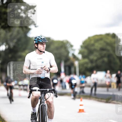16.08.2026 - KN Förde Triathlon 2026 H.Heesch http://msf.ph/oto/9988170 16.08.2026 13:13:33 Radfahren 517, 538, 717, 736 meine-sportfotos.de