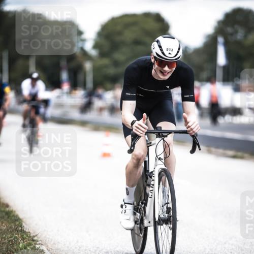 16.08.2026 - KN Förde Triathlon 2026 H.Heesch http://msf.ph/oto/9988298 16.08.2026 13:14:15 Radfahren 509, 530, 540, 548, 604, 611 meine-sportfotos.de