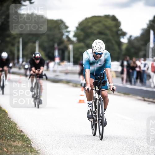 16.08.2026 - KN Förde Triathlon 2026 H.Heesch http://msf.ph/oto/9988332 16.08.2026 13:14:22 Radfahren 540, 546, 555, 561, 568, 610, 611, 705, 740 meine-sportfotos.de