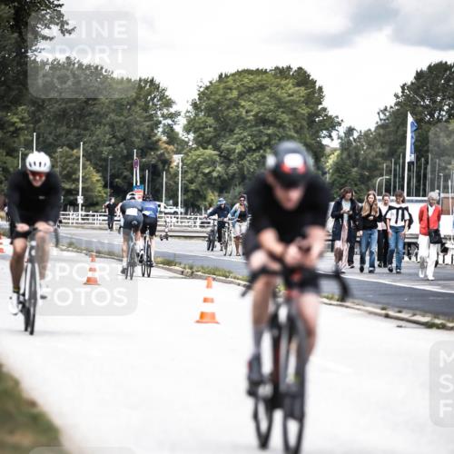 16.08.2026 - KN Förde Triathlon 2026 H.Heesch http://msf.ph/oto/9988344 16.08.2026 13:14:23 Radfahren 540, 546, 555, 561, 568, 610, 705, 740 meine-sportfotos.de