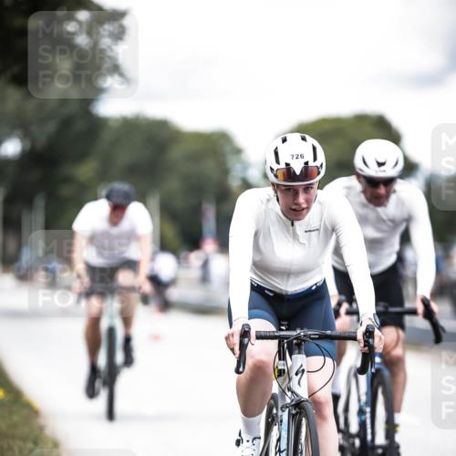 16.08.2026 - KN Förde Triathlon 2026 H.Heesch http://msf.ph/oto/9988395 16.08.2026 13:14:38 Radfahren 528, 533, 724, 726, 739 meine-sportfotos.de