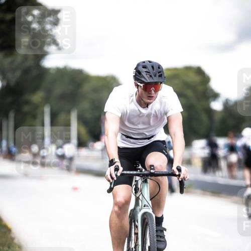 16.08.2026 - KN Förde Triathlon 2026 H.Heesch http://msf.ph/oto/9988406 16.08.2026 13:14:40 Radfahren 528, 533, 724, 726, 739 meine-sportfotos.de