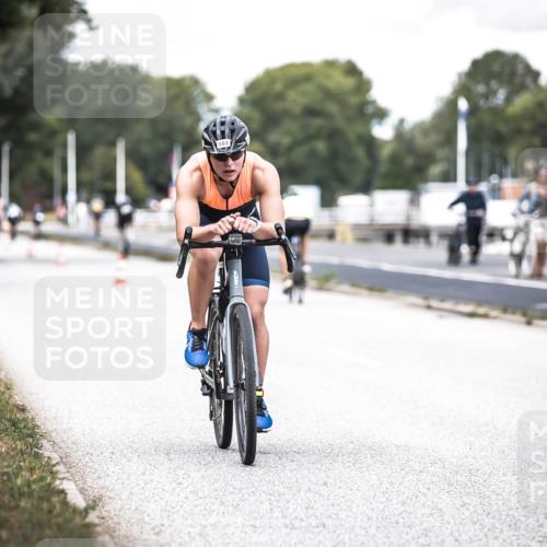 16.08.2026 - KN Förde Triathlon 2026 H.Heesch http://msf.ph/oto/9988421 16.08.2026 13:14:50 Radfahren 513, 550 meine-sportfotos.de