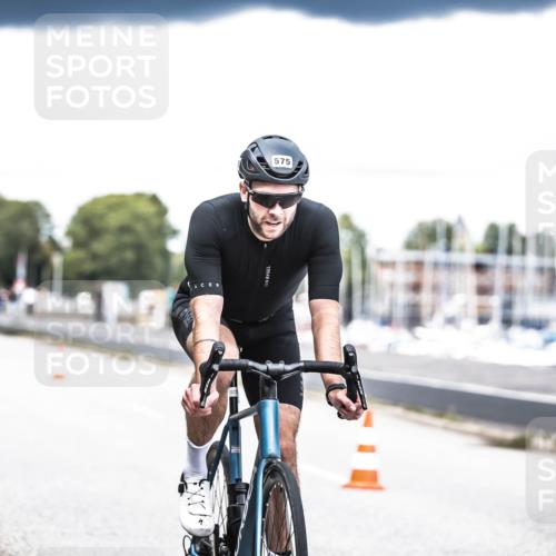 16.08.2026 - KN Förde Triathlon 2026 H.Heesch http://msf.ph/oto/9988504 16.08.2026 13:15:21 Radfahren 531, 575, 708, 711 meine-sportfotos.de