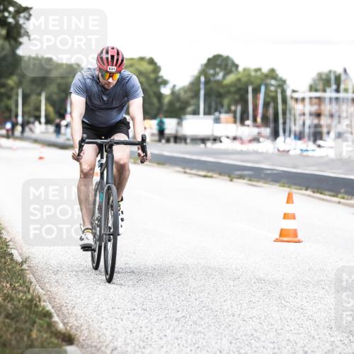 16.08.2026 - KN Förde Triathlon 2026 H.Heesch http://msf.ph/oto/9988511 16.08.2026 13:15:25 Radfahren 531, 711 meine-sportfotos.de