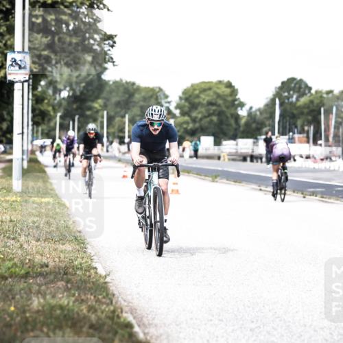 16.08.2026 - KN Förde Triathlon 2026 H.Heesch http://msf.ph/oto/9988555 16.08.2026 13:15:43 Radfahren 515, 573, 587, 609 meine-sportfotos.de