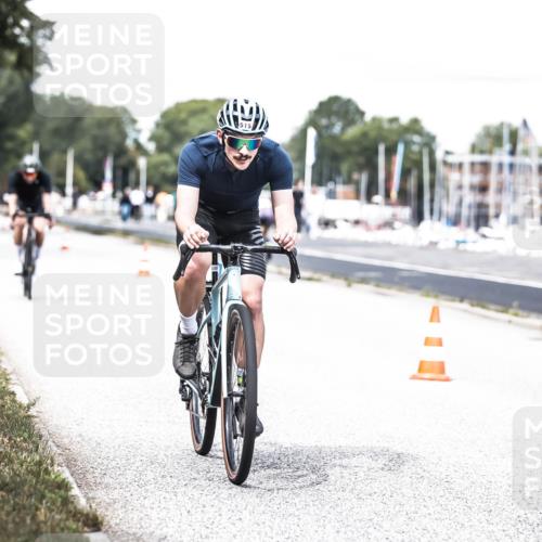 16.08.2026 - KN Förde Triathlon 2026 H.Heesch http://msf.ph/oto/9988566 16.08.2026 13:15:44 Radfahren 515, 569, 573, 587, 609 meine-sportfotos.de