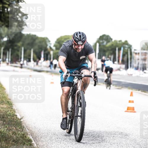 16.08.2026 - KN Förde Triathlon 2026 H.Heesch http://msf.ph/oto/9988623 16.08.2026 13:15:51 Radfahren 569, 606, 742 meine-sportfotos.de