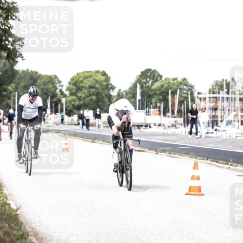16.08.2026 - KN Förde Triathlon 2026 H.Heesch http://msf.ph/oto/9988632 16.08.2026 13:16:02 Radfahren 517, 525, 527, 551, 571, 734 meine-sportfotos.de