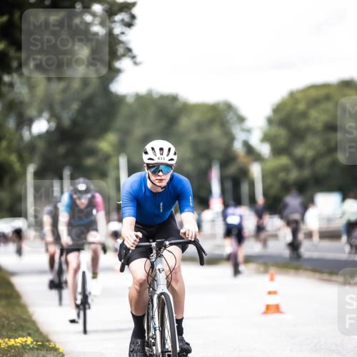 16.08.2026 - KN Förde Triathlon 2026 H.Heesch http://msf.ph/oto/9988715 16.08.2026 13:16:27 Radfahren 545, 565, 611, 725 meine-sportfotos.de