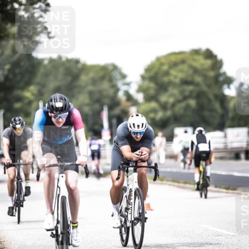 16.08.2026 - KN Förde Triathlon 2026 H.Heesch http://msf.ph/oto/9988720 16.08.2026 13:16:28 Radfahren 545, 611, 725 meine-sportfotos.de
