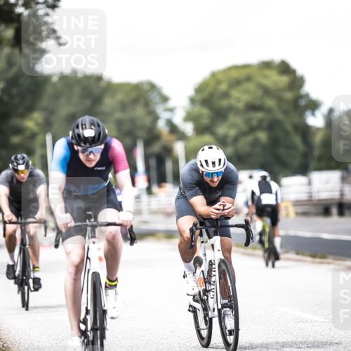 16.08.2026 - KN Förde Triathlon 2026 H.Heesch http://msf.ph/oto/9988723 16.08.2026 13:16:28 Radfahren 545, 611, 725 meine-sportfotos.de
