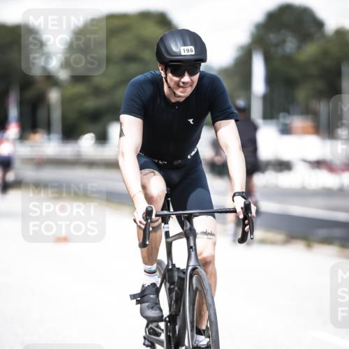 16.08.2026 - KN Förde Triathlon 2026 H.Heesch http://msf.ph/oto/9988891 16.08.2026 13:17:33 Radfahren 196, 594, 610, 723 meine-sportfotos.de