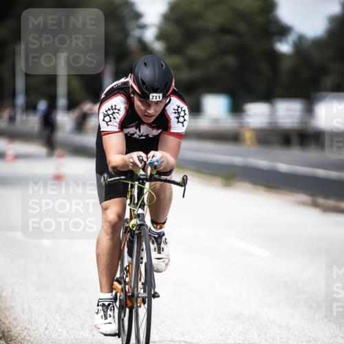 16.08.2026 - KN Förde Triathlon 2026 H.Heesch http://msf.ph/oto/9988936 16.08.2026 13:17:57 Radfahren 598, 711, 745 meine-sportfotos.de
