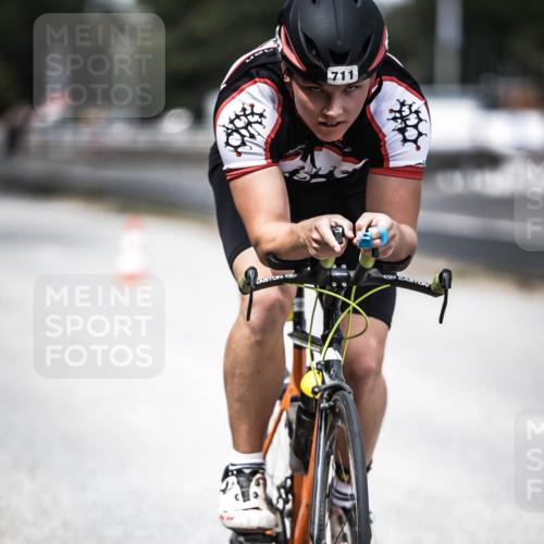 16.08.2026 - KN Förde Triathlon 2026 H.Heesch http://msf.ph/oto/9988946 16.08.2026 13:17:58 Radfahren 598, 711, 745 meine-sportfotos.de