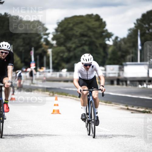 16.08.2026 - KN Förde Triathlon 2026 H.Heesch http://msf.ph/oto/9988971 16.08.2026 13:18:11 Radfahren 720, 732, 738 meine-sportfotos.de