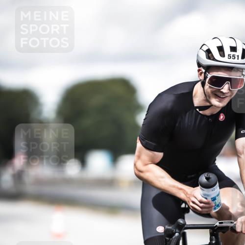 16.08.2026 - KN Förde Triathlon 2026 H.Heesch http://msf.ph/oto/9988987 16.08.2026 13:18:12 Radfahren 557, 720, 732, 738 meine-sportfotos.de