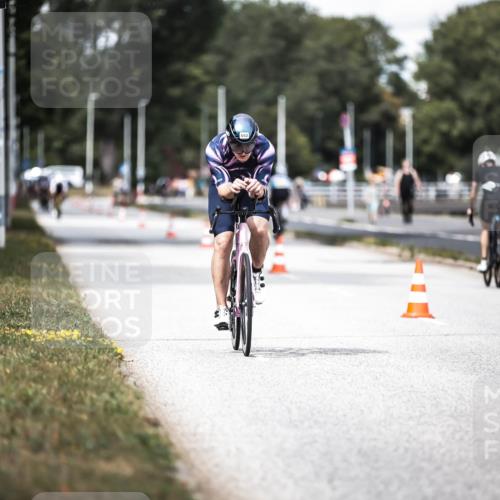 16.08.2026 - KN Förde Triathlon 2026 H.Heesch http://msf.ph/oto/9989025 16.08.2026 13:18:25 Radfahren 590, 602, 607, 702 meine-sportfotos.de
