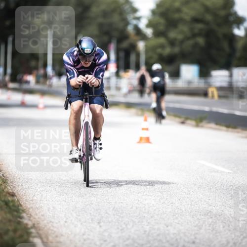 16.08.2026 - KN Förde Triathlon 2026 H.Heesch http://msf.ph/oto/9989036 16.08.2026 13:18:25 Radfahren 590, 602, 607, 702 meine-sportfotos.de