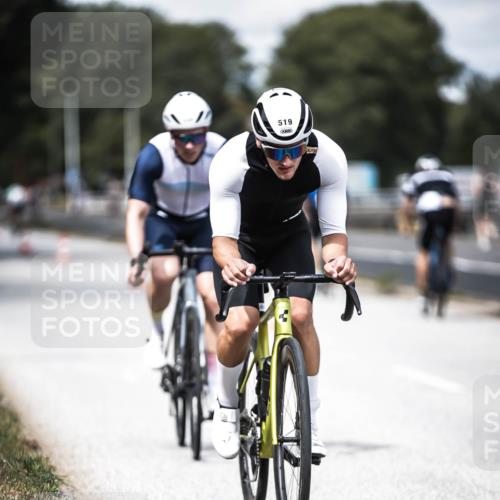 16.08.2026 - KN Förde Triathlon 2026 H.Heesch http://msf.ph/oto/9989044 16.08.2026 13:18:37 Radfahren 547, 592 meine-sportfotos.de
