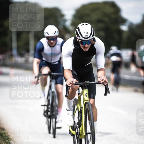 16.08.2026 - KN Förde Triathlon 2026 H.Heesch http://msf.ph/oto/9989046 16.08.2026 13:18:37 Radfahren 547, 592 meine-sportfotos.de