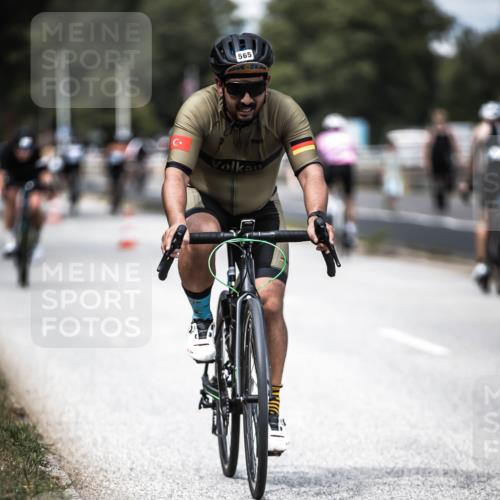 16.08.2026 - KN Förde Triathlon 2026 H.Heesch http://msf.ph/oto/9989117 16.08.2026 13:18:55 Radfahren 565, 704, 719, 725 meine-sportfotos.de