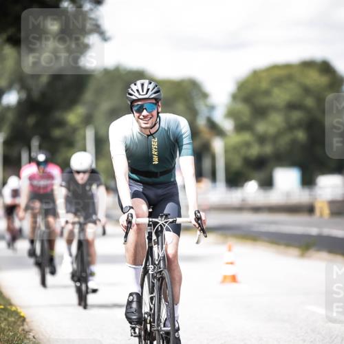 16.08.2026 - KN Förde Triathlon 2026 H.Heesch http://msf.ph/oto/9989188 16.08.2026 13:19:20 Radfahren 600, 706, 713, 714 meine-sportfotos.de