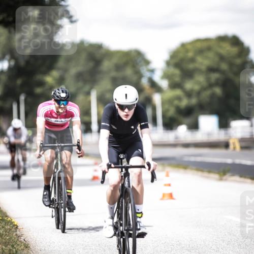 16.08.2026 - KN Förde Triathlon 2026 H.Heesch http://msf.ph/oto/9989196 16.08.2026 13:19:22 Radfahren 600, 706, 713, 714 meine-sportfotos.de