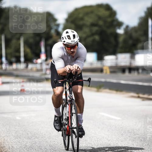 16.08.2026 - KN Förde Triathlon 2026 H.Heesch http://msf.ph/oto/9989207 16.08.2026 13:19:25 Radfahren 713, 714, 735 meine-sportfotos.de