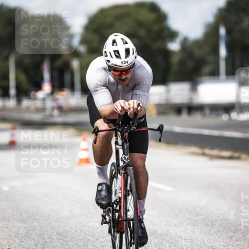 16.08.2026 - KN Förde Triathlon 2026 H.Heesch http://msf.ph/oto/9989211 16.08.2026 13:19:25 Radfahren 713, 714, 735 meine-sportfotos.de