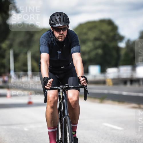 16.08.2026 - KN Förde Triathlon 2026 H.Heesch http://msf.ph/oto/9989233 16.08.2026 13:19:28 Radfahren 574, 701, 716, 735 meine-sportfotos.de