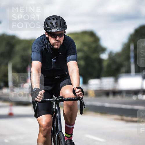 16.08.2026 - KN Förde Triathlon 2026 H.Heesch http://msf.ph/oto/9989236 16.08.2026 13:19:28 Radfahren 574, 701, 716, 735 meine-sportfotos.de