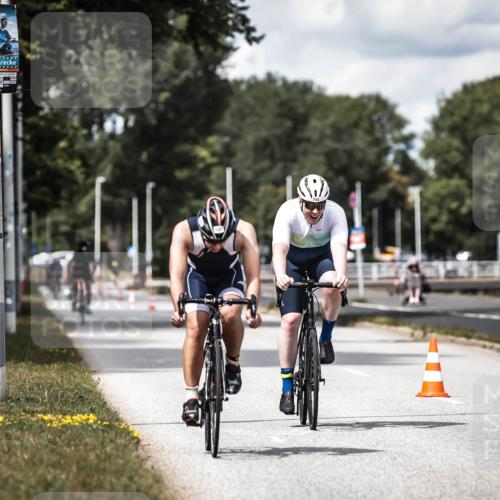 16.08.2026 - KN Förde Triathlon 2026 H.Heesch http://msf.ph/oto/9989242 16.08.2026 13:19:35 Radfahren 522, 574, 701, 716, 743 meine-sportfotos.de