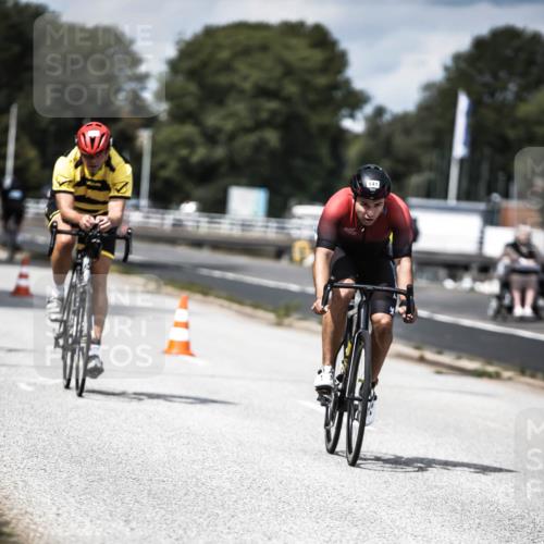 16.08.2026 - KN Förde Triathlon 2026 H.Heesch http://msf.ph/oto/9989320 16.08.2026 13:20:01 Radfahren 562, 709, 723, 733, 737 meine-sportfotos.de
