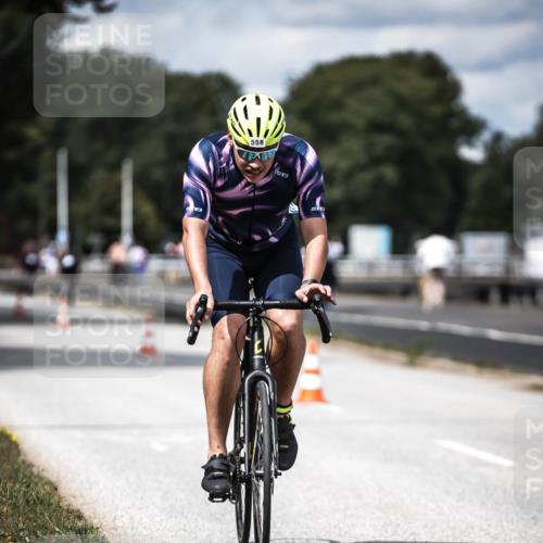 16.08.2026 - KN Förde Triathlon 2026 H.Heesch http://msf.ph/oto/9989392 16.08.2026 13:20:48 Radfahren 589 meine-sportfotos.de