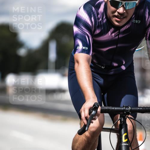 16.08.2026 - KN Förde Triathlon 2026 H.Heesch http://msf.ph/oto/9989411 16.08.2026 13:20:49 Radfahren 581, 589 meine-sportfotos.de