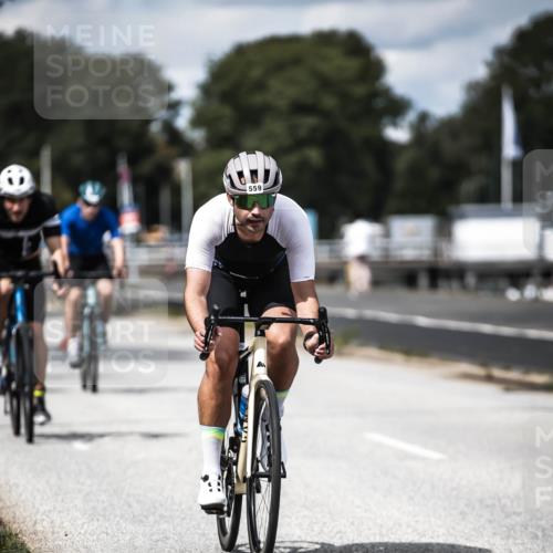 16.08.2026 - KN Förde Triathlon 2026 H.Heesch http://msf.ph/oto/9989412 16.08.2026 13:20:54 Radfahren 544, 581, 589, 602, 607, 720 meine-sportfotos.de