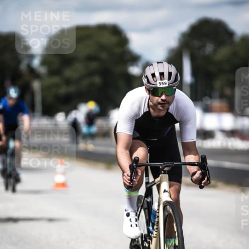 16.08.2026 - KN Förde Triathlon 2026 H.Heesch http://msf.ph/oto/9989420 16.08.2026 13:20:55 Radfahren 544, 581, 589, 602, 607, 720 meine-sportfotos.de
