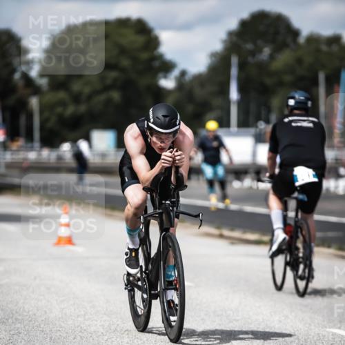 16.08.2026 - KN Förde Triathlon 2026 H.Heesch http://msf.ph/oto/9989448 16.08.2026 13:21:00 Radfahren 568, 578, 602, 607, 720, 722, 729, 746 meine-sportfotos.de