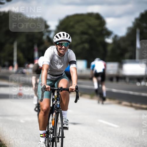 16.08.2026 - KN Förde Triathlon 2026 H.Heesch http://msf.ph/oto/9989461 16.08.2026 13:21:04 Radfahren 568, 572, 578, 596, 722, 729, 746 meine-sportfotos.de