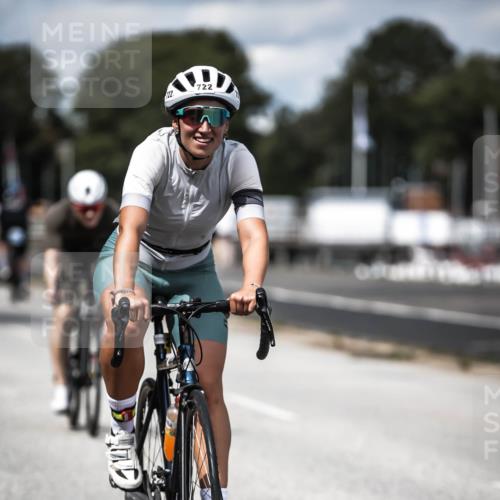 16.08.2026 - KN Förde Triathlon 2026 H.Heesch http://msf.ph/oto/9989467 16.08.2026 13:21:04 Radfahren 568, 572, 578, 596, 722, 729, 746 meine-sportfotos.de