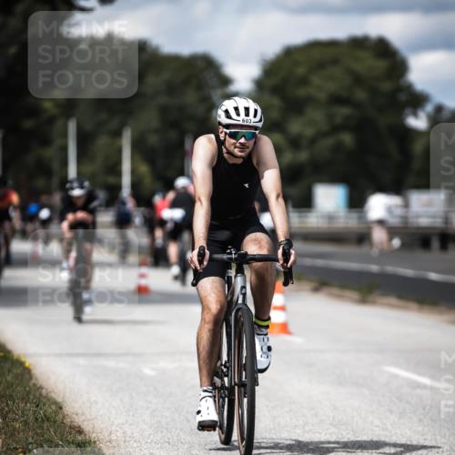 16.08.2026 - KN Förde Triathlon 2026 H.Heesch http://msf.ph/oto/9989505 16.08.2026 13:21:17 Radfahren 592, 597, 603, 608, 703 meine-sportfotos.de
