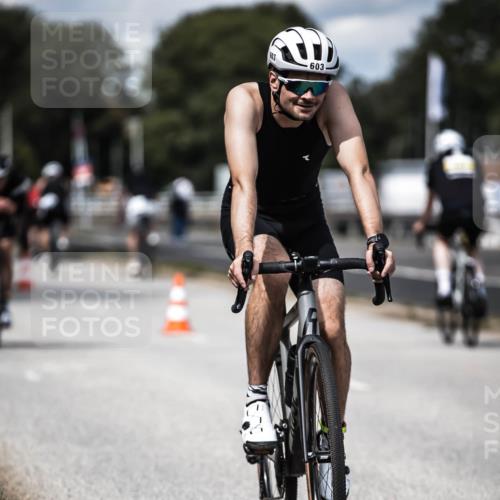 16.08.2026 - KN Förde Triathlon 2026 H.Heesch http://msf.ph/oto/9989516 16.08.2026 13:21:18 Radfahren 592, 597, 603, 608, 703 meine-sportfotos.de