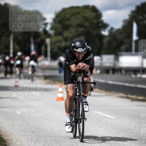 16.08.2026 - KN Förde Triathlon 2026 H.Heesch http://msf.ph/oto/9989520 16.08.2026 13:21:19 Radfahren 592, 603, 608, 703 meine-sportfotos.de