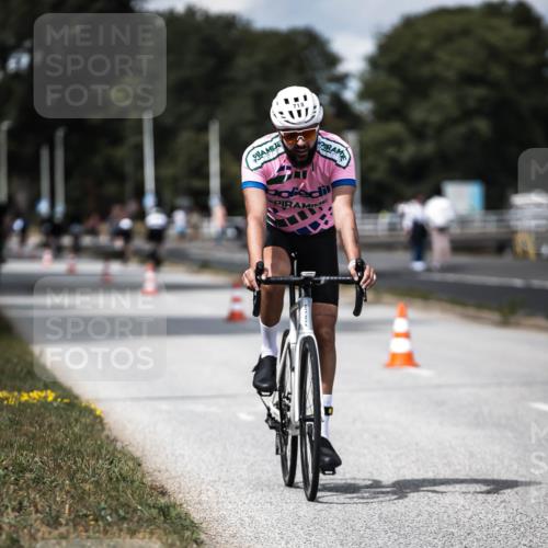 16.08.2026 - KN Förde Triathlon 2026 H.Heesch http://msf.ph/oto/9989548 16.08.2026 13:21:33 Radfahren 538, 718 meine-sportfotos.de