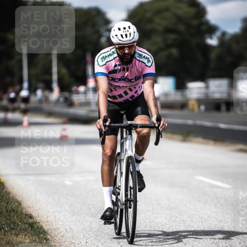 16.08.2026 - KN Förde Triathlon 2026 H.Heesch http://msf.ph/oto/9989555 16.08.2026 13:21:34 Radfahren 538, 718, 736 meine-sportfotos.de