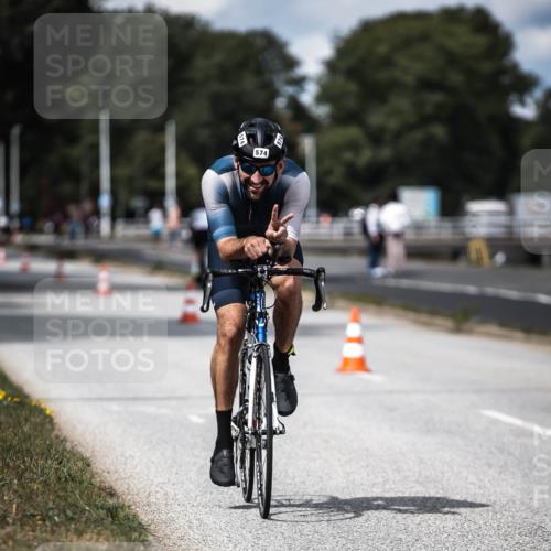 16.08.2026 - KN Förde Triathlon 2026 H.Heesch http://msf.ph/oto/9989598 16.08.2026 13:21:45 Radfahren 595, 704, 705, 730 meine-sportfotos.de