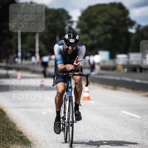 16.08.2026 - KN Förde Triathlon 2026 H.Heesch http://msf.ph/oto/9989601 16.08.2026 13:21:45 Radfahren 595, 704, 705, 730 meine-sportfotos.de