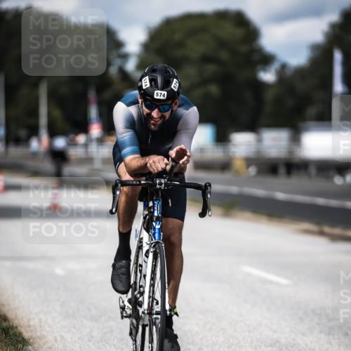 16.08.2026 - KN Förde Triathlon 2026 H.Heesch http://msf.ph/oto/9989605 16.08.2026 13:21:45 Radfahren 595, 704, 705, 730 meine-sportfotos.de