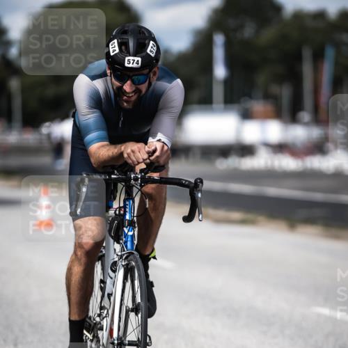 16.08.2026 - KN Förde Triathlon 2026 H.Heesch http://msf.ph/oto/9989611 16.08.2026 13:21:45 Radfahren 595, 704, 705, 730 meine-sportfotos.de